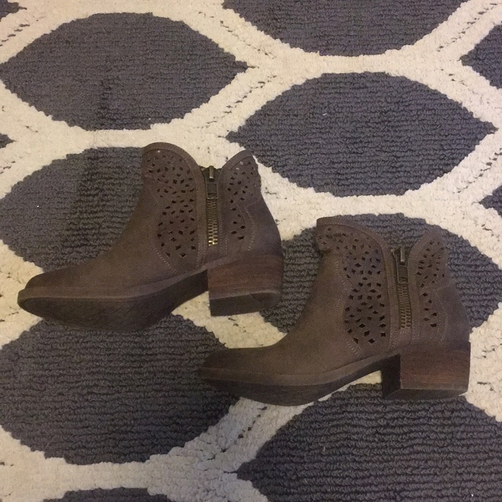 Not Rated Brown cutout booties